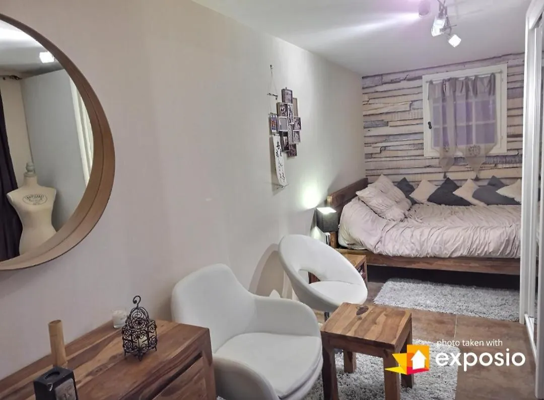 Logement Avec Piscine Couverte Chauffee Du 15 Avril A Octobre Et Spa Privatifs, Vue Estivareilles  France